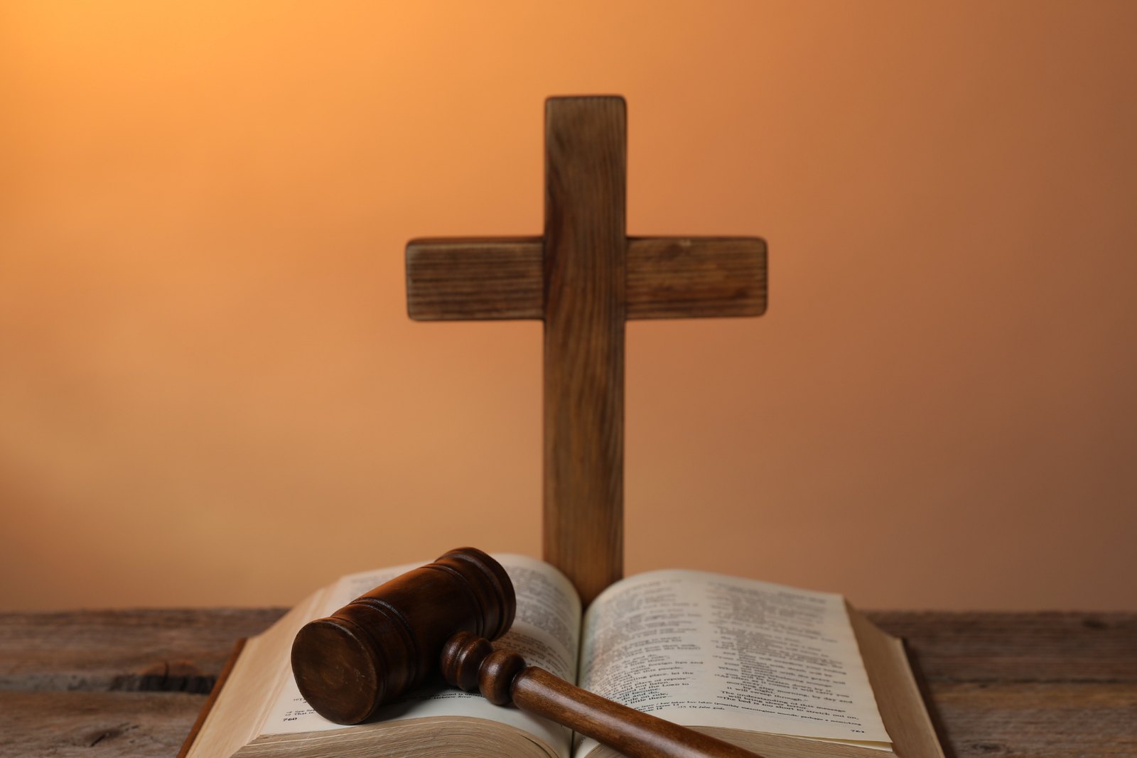 A cross and gavel for the Presidential Installation